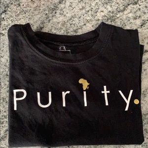 Amor kids artist inspired T-shirt size 6 unique